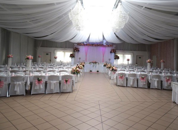 Partyland Halle mieten - Eventhalle Hochzeitshalle Hochzeitslocation