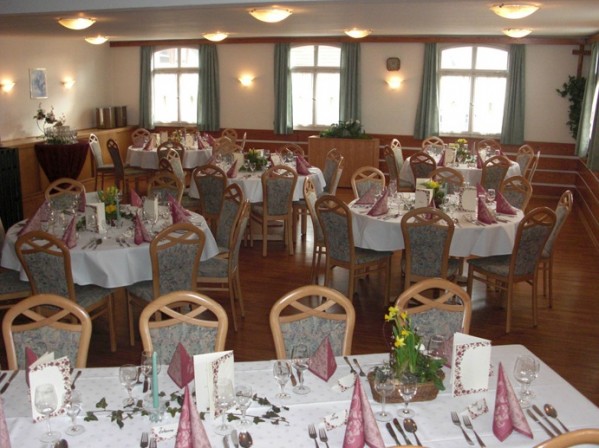 Gasthof Hotel Restaurant Schwanen - Saal mieten für Events Hochzeiten