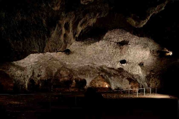 Tropfsteinhöhle Schulerloch