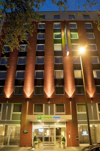 Holiday Inn Express Berlin City Centre-West - Tagungen