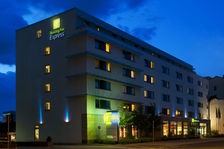 Holiday Inn Express Frankfurt-Messe - Events - Tagungsraum mieten