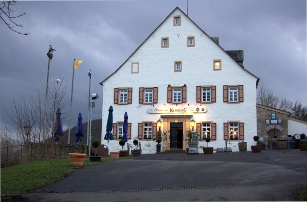 Restaurant, Whiskymuseum & Pub Kyrburg