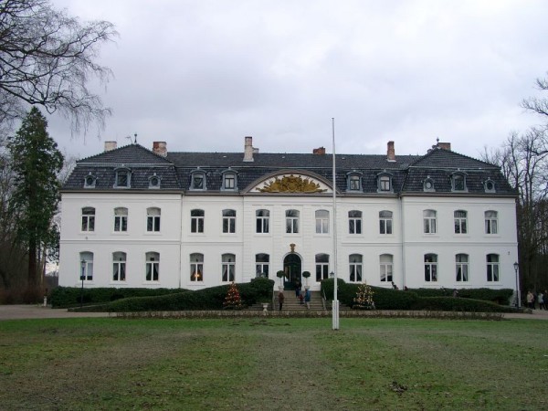 Schloss Weissenhaus