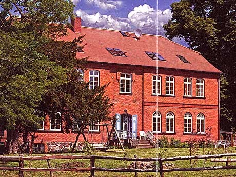 Alte Schule JBA e.V.  Tagungs- und Jugendgästehaus Meetzen