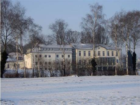 Jugendgaste Und Tagungshaus Emil Frick Haus Eventlokale Ch