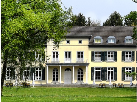 Schloss Gnadenthal  Tagungshotel