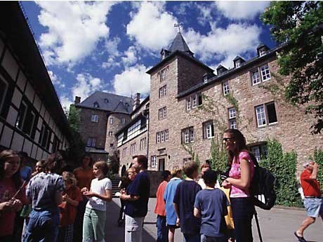 Jugendherberge Blankenheim  Burg Blankenheim