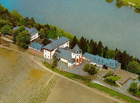 Jugendbildungsstätte Marienburg  Ihr Gäste- und Tagungshaus