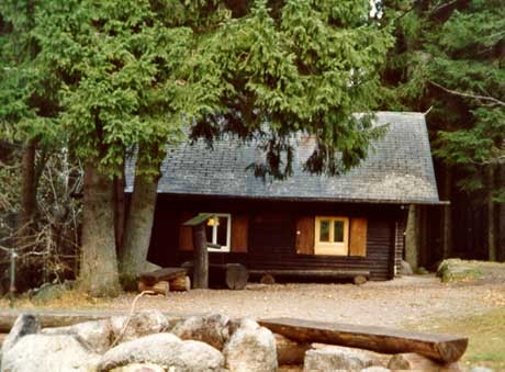 Schwenninger Hütte - Waldhütte mieten