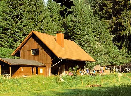 Zeltplatzschule Öttiswald im Steinatal mieten