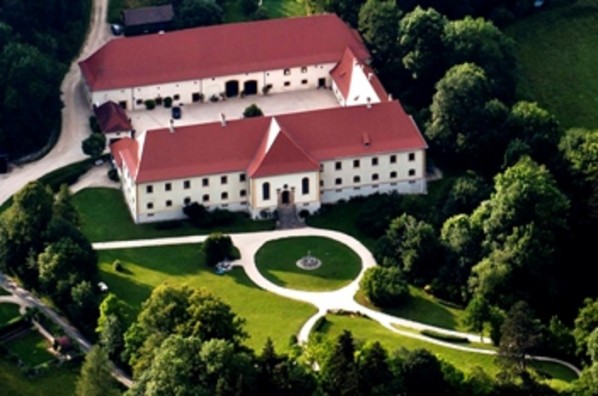 Schloss Ehrenfels mieten für Hochzeiten und Events