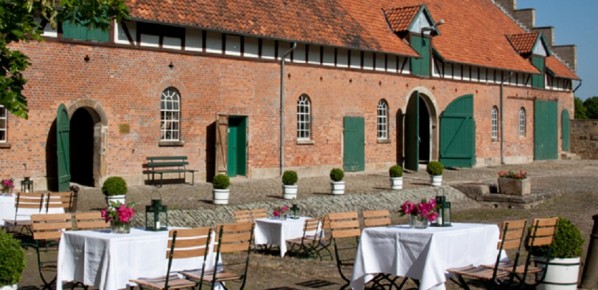 Rittergut Eckerde - Kuhstall mieten als Eventlocation für Hochzeiten, Feste, Events