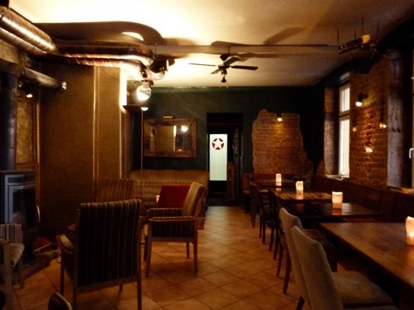 Bariton Cafe Bar Restaurant - Partyraum mieten in Berlin - Eventlocation